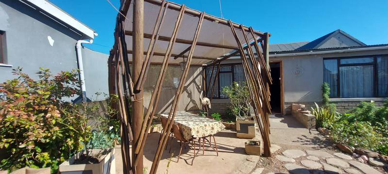 2 Bedroom Property for Sale in Albertinia Western Cape